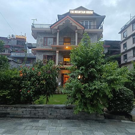 The Mountain House Hotel Pokhara Exterior photo