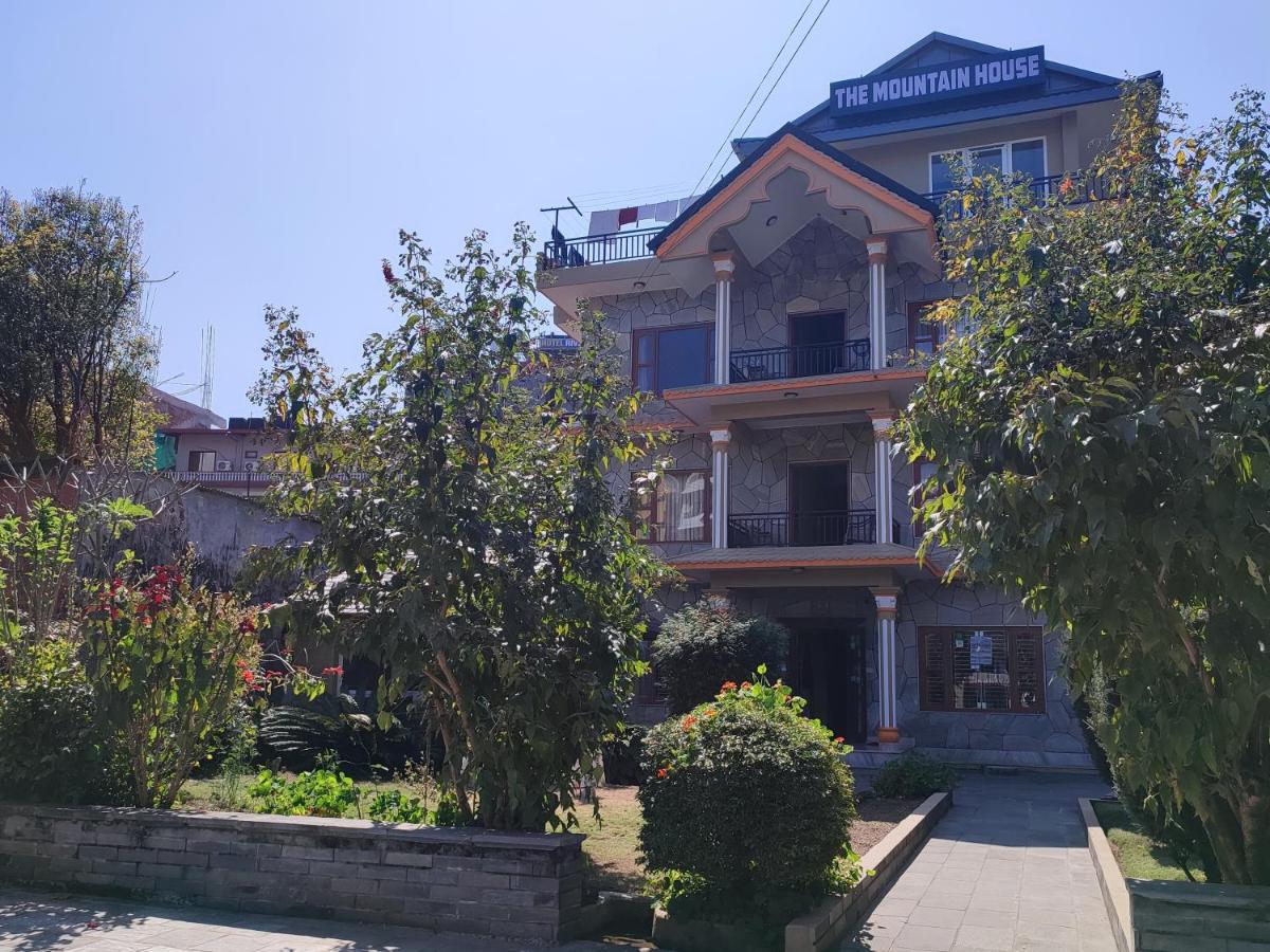 The Mountain House Hotel Pokhara Exterior photo