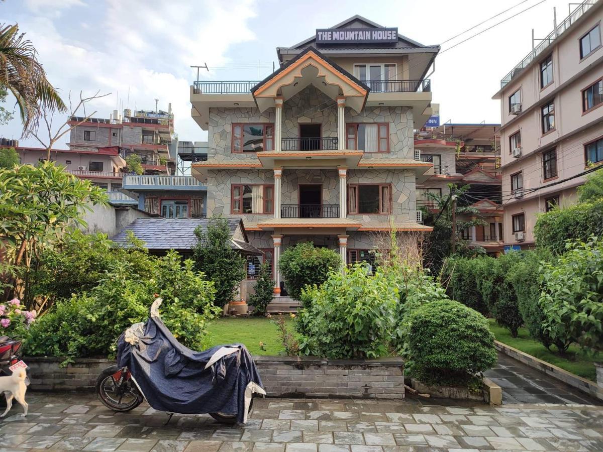 The Mountain House Hotel Pokhara Exterior photo