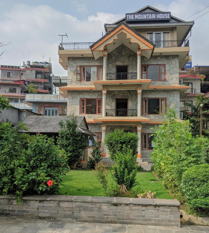 The Mountain House Hotel Pokhara Exterior photo