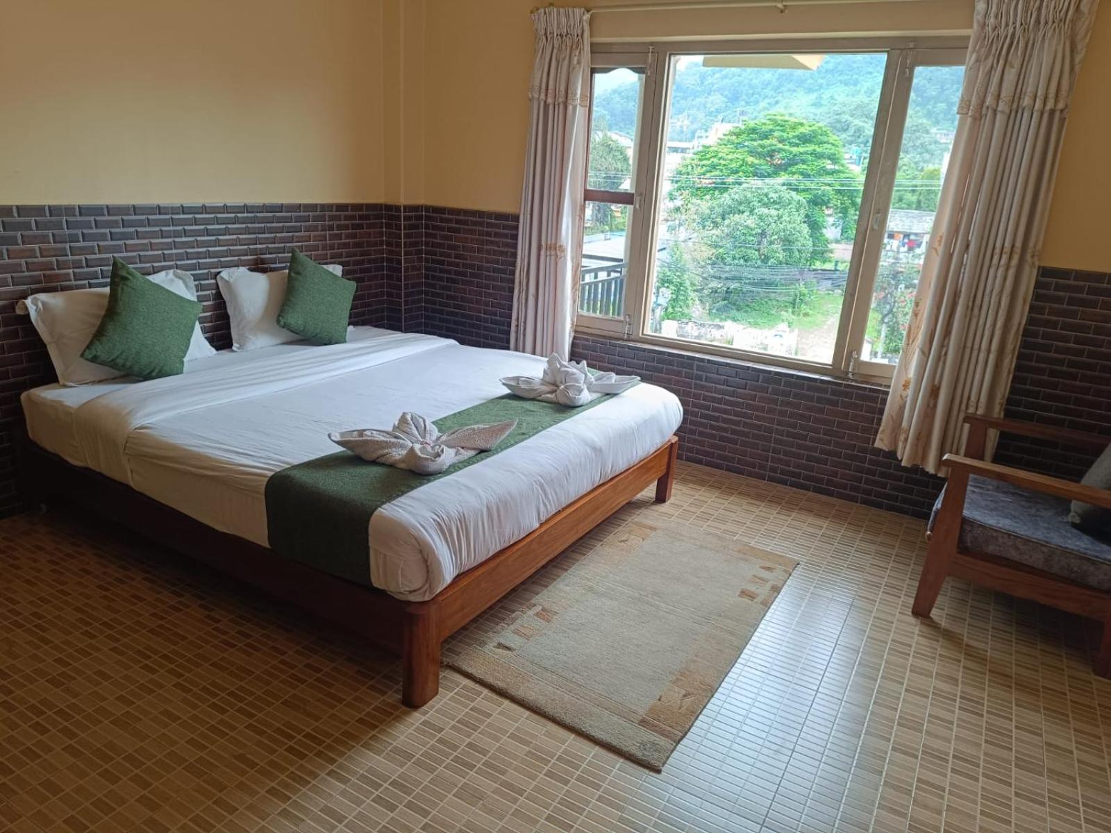 The Mountain House Hotel Pokhara Exterior photo